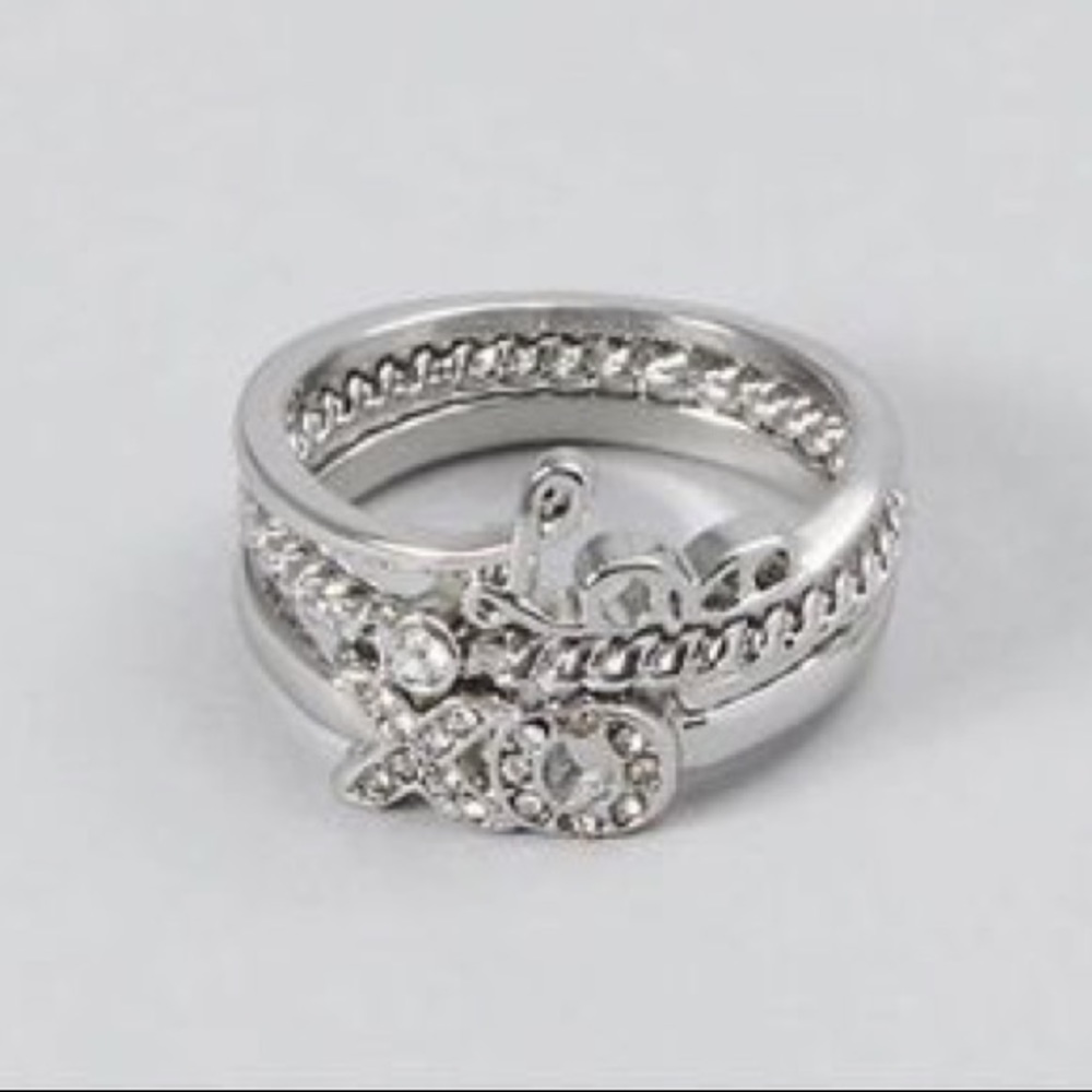 NWT set of 3 stacking rings “xo” & “Love”